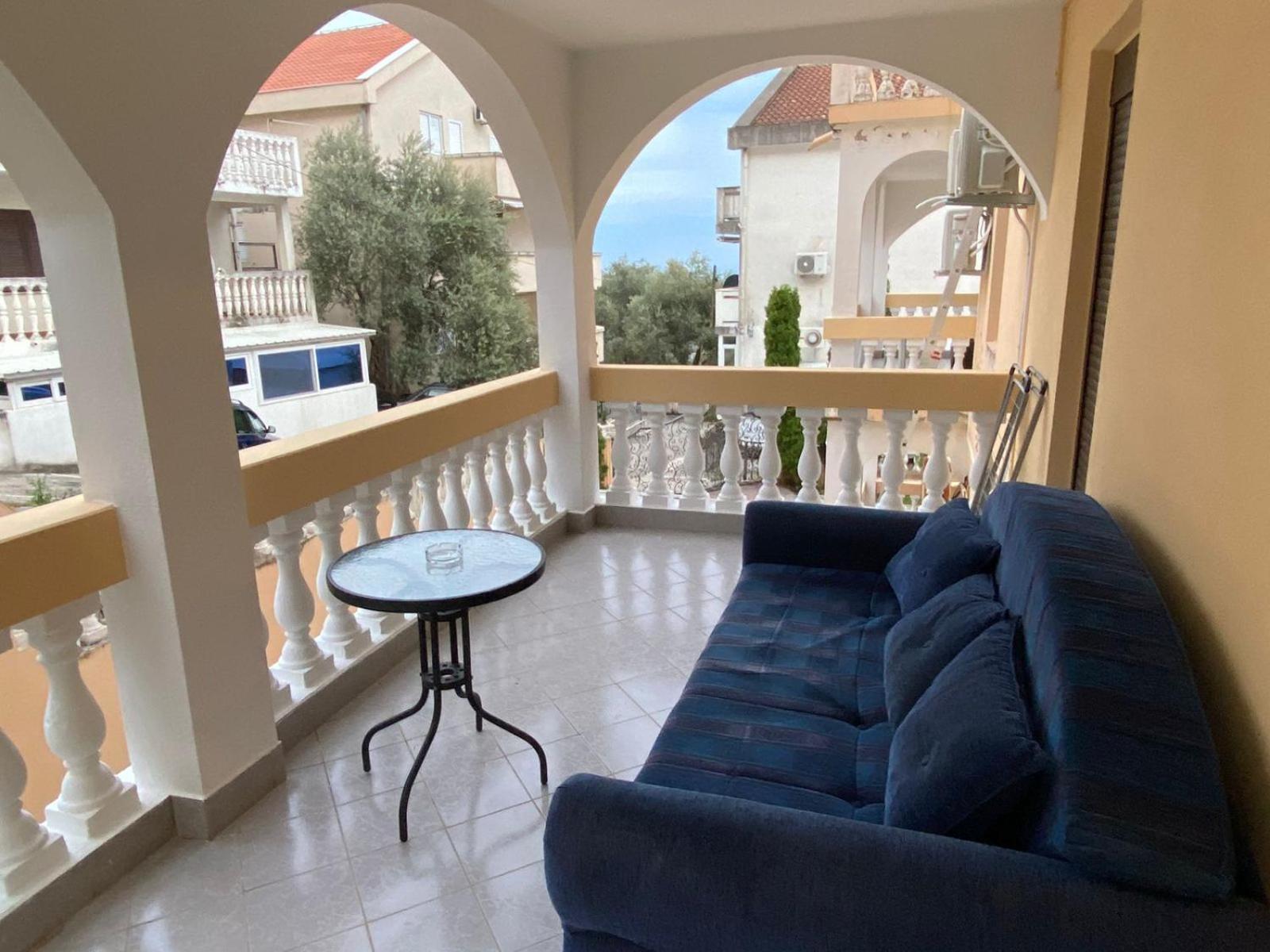 Apartmani Lime Petrovac na moru Exterior foto