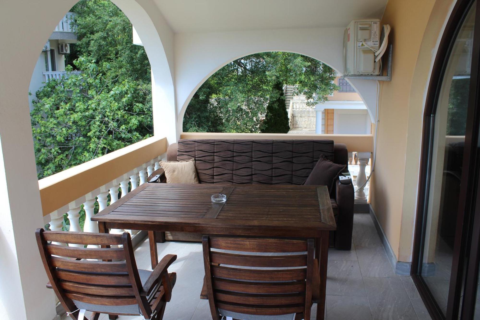 Apartmani Lime Petrovac na moru Exterior foto